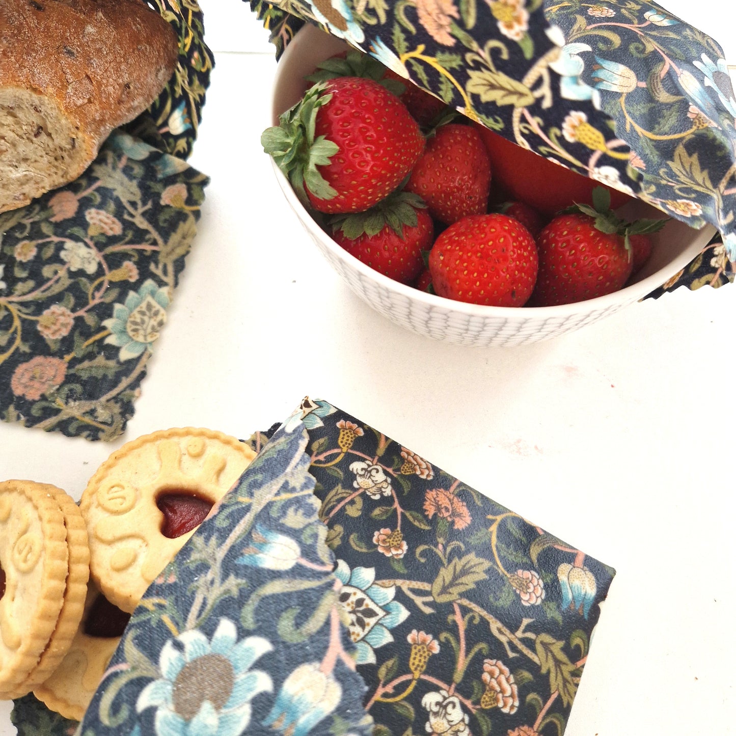 Reusable Beeswax Food Wraps 100% Hand Made in the UK by Honey Bee Good.