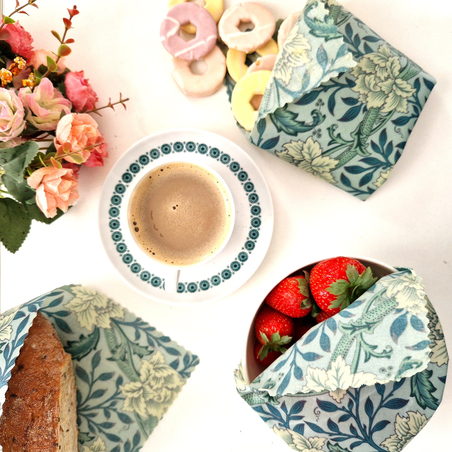 Reusable Beeswax Food Wraps 100% Hand Made in the UK by Honey Bee Good.
