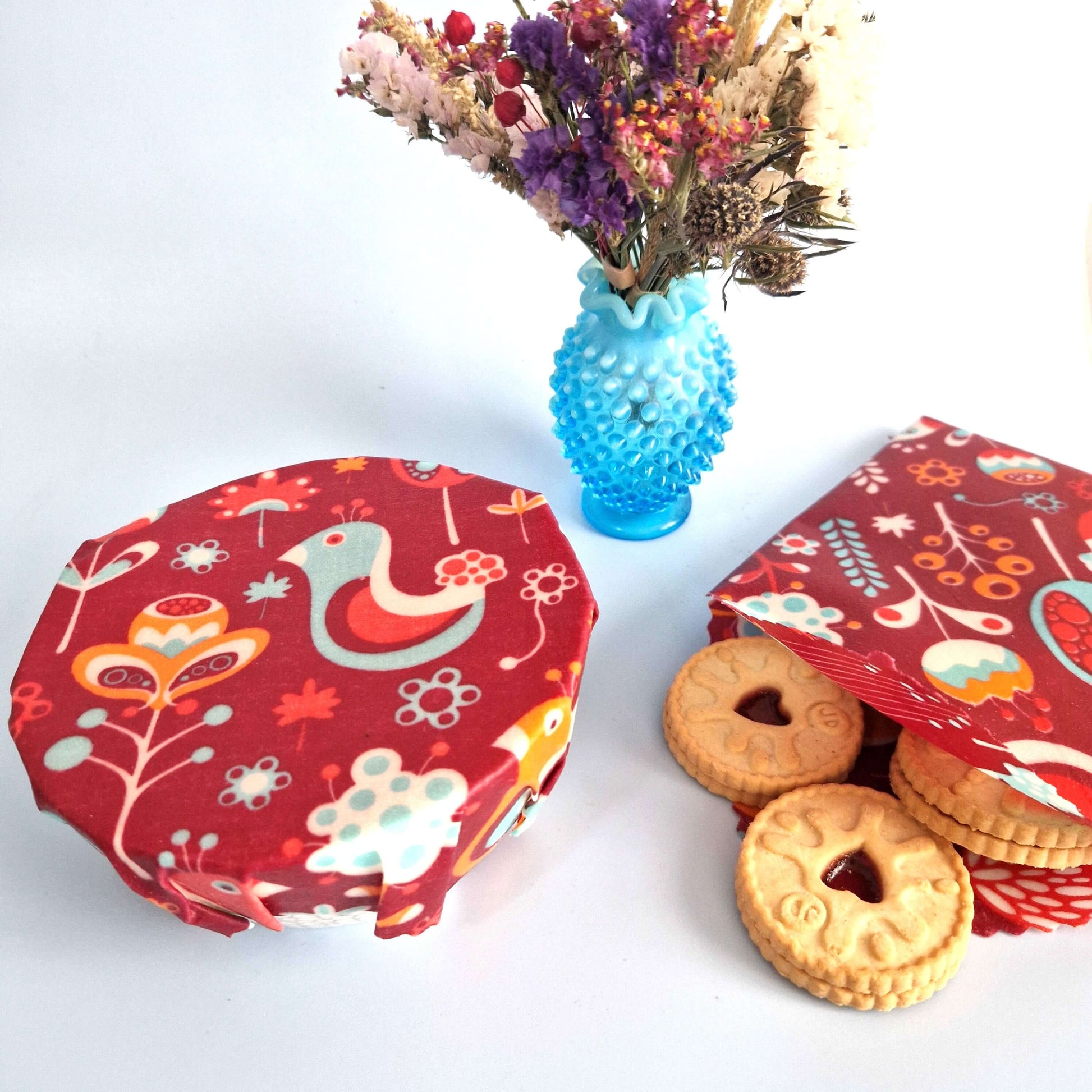 Reusable Beeswax Food Wraps 100% Hand Made in the UK by Honey Bee Good.