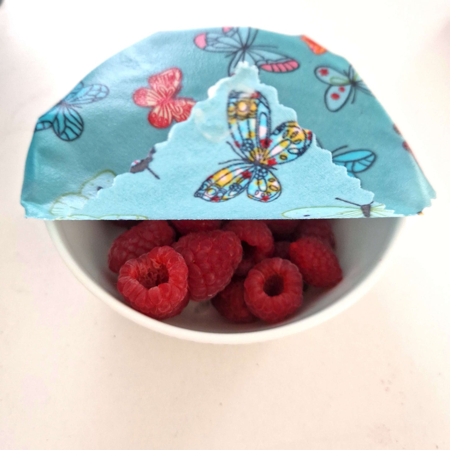 Reusable Beeswax Food Wraps 100% Hand Made in the UK by Honey Bee Good.