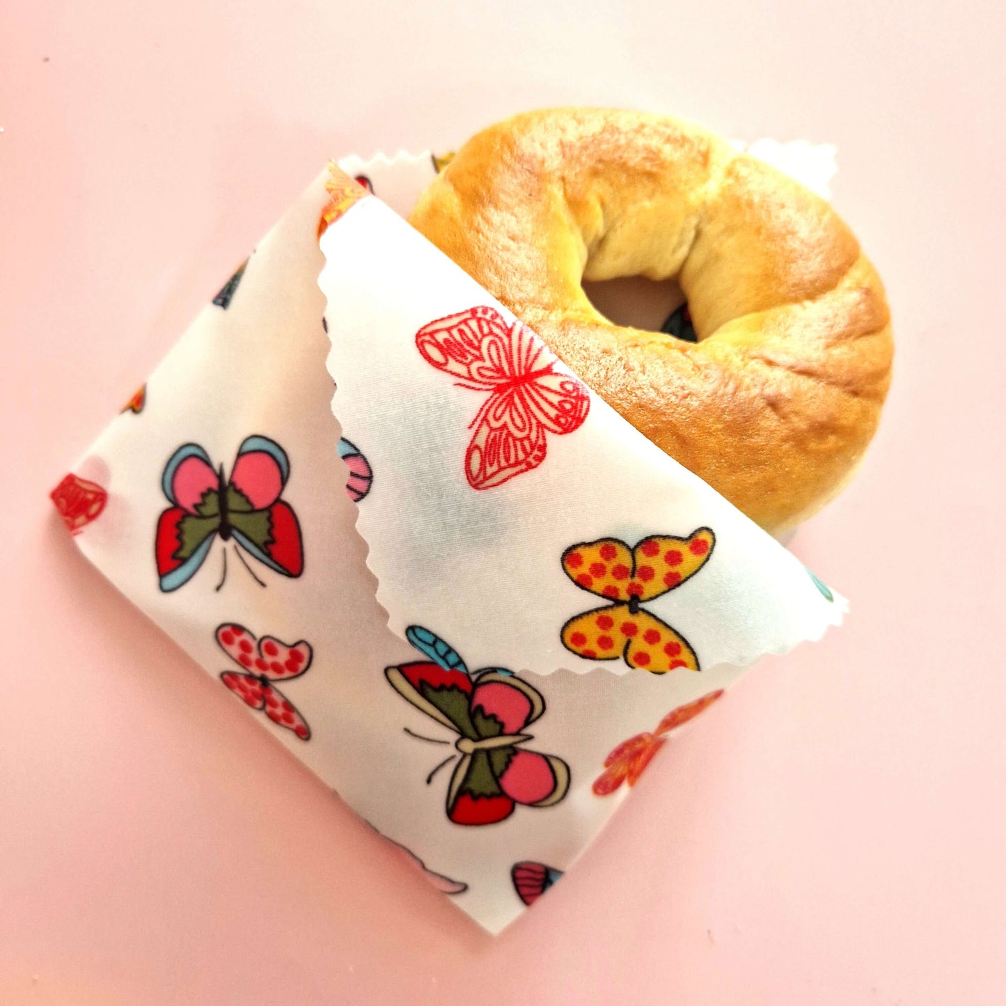 Reusable Beeswax Food Wraps 100% Hand Made in the UK by Honey Bee Good.