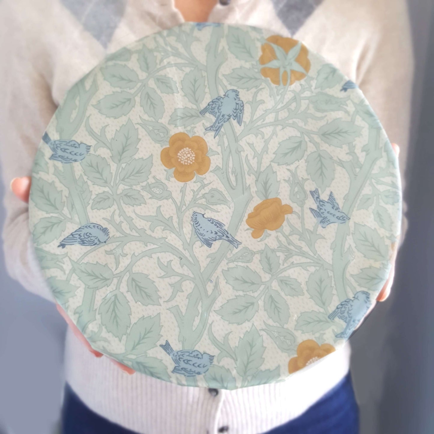 Reusable Beeswax Food Wraps 100% Hand Made in the UK by Honey Bee Good.