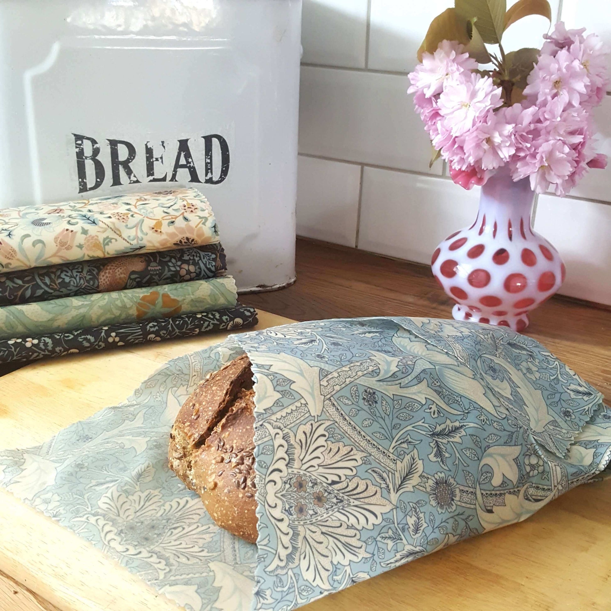 Organic GOTS Cotton Beeswax Bread Wrap in William Morris Windrush on bread
