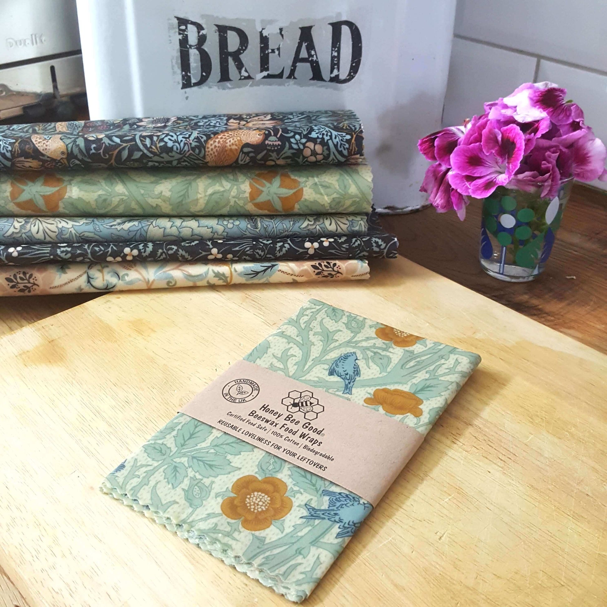 Organic GOTS Cotton Beeswax Bread Wrap in William Morris Tom Tit packs